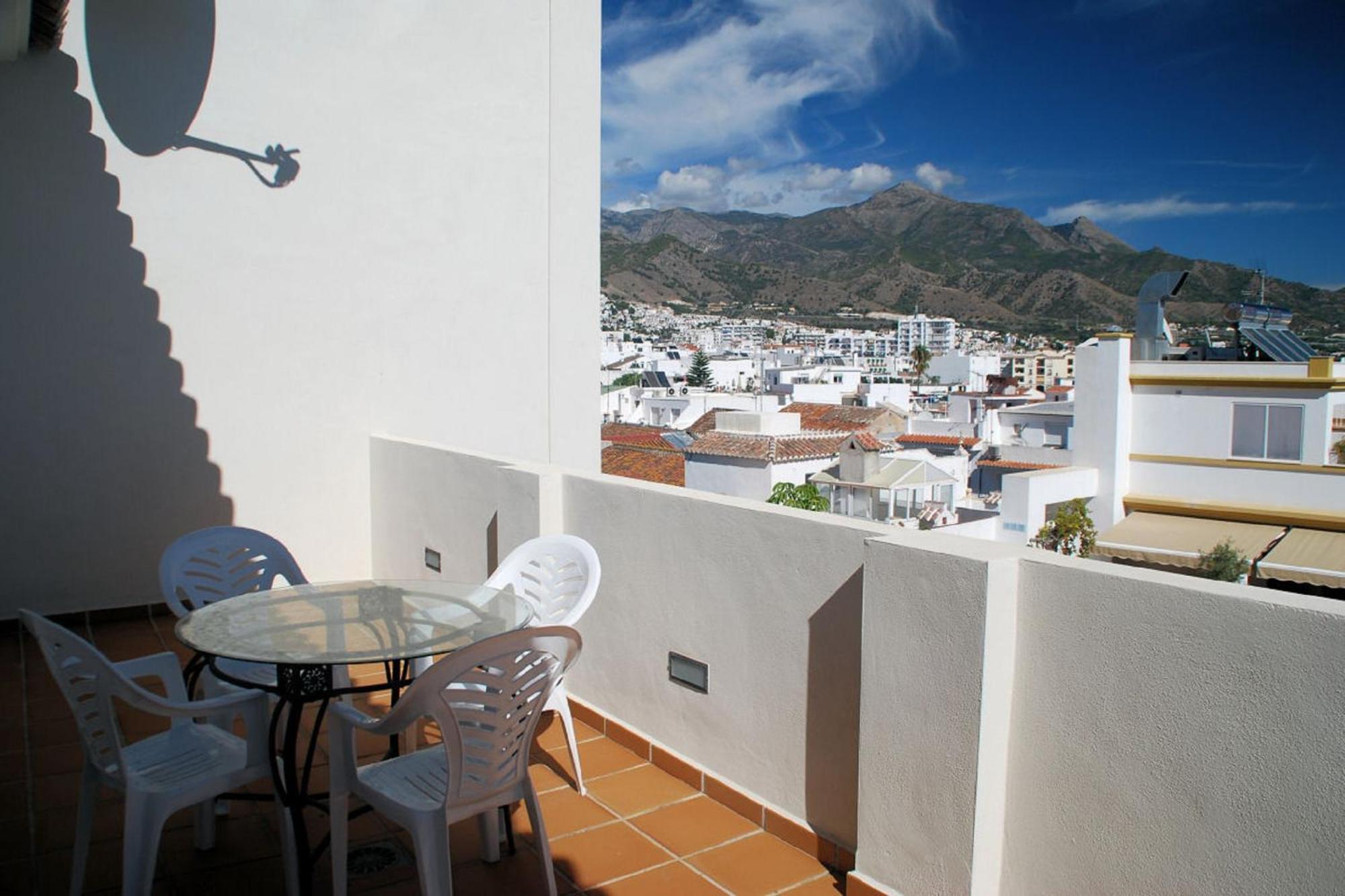 Apartamentos Plaza Nerja Dış mekan fotoğraf