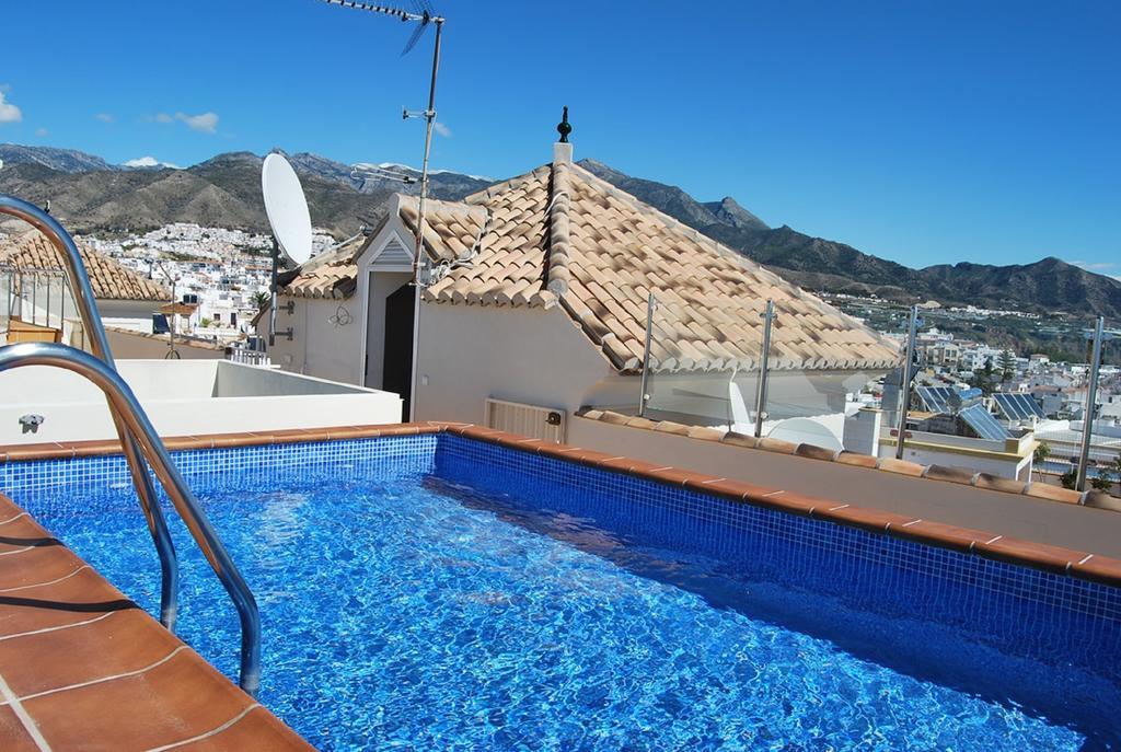 Apartamentos Plaza Nerja Dış mekan fotoğraf