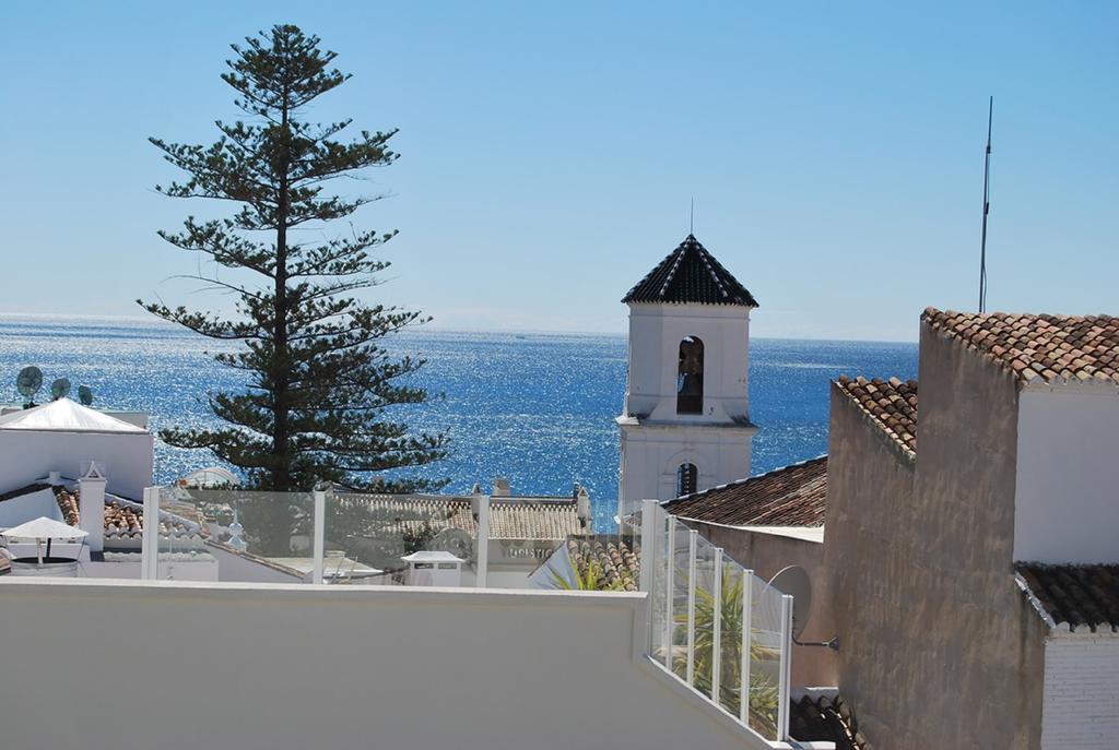 Apartamentos Plaza Nerja Dış mekan fotoğraf