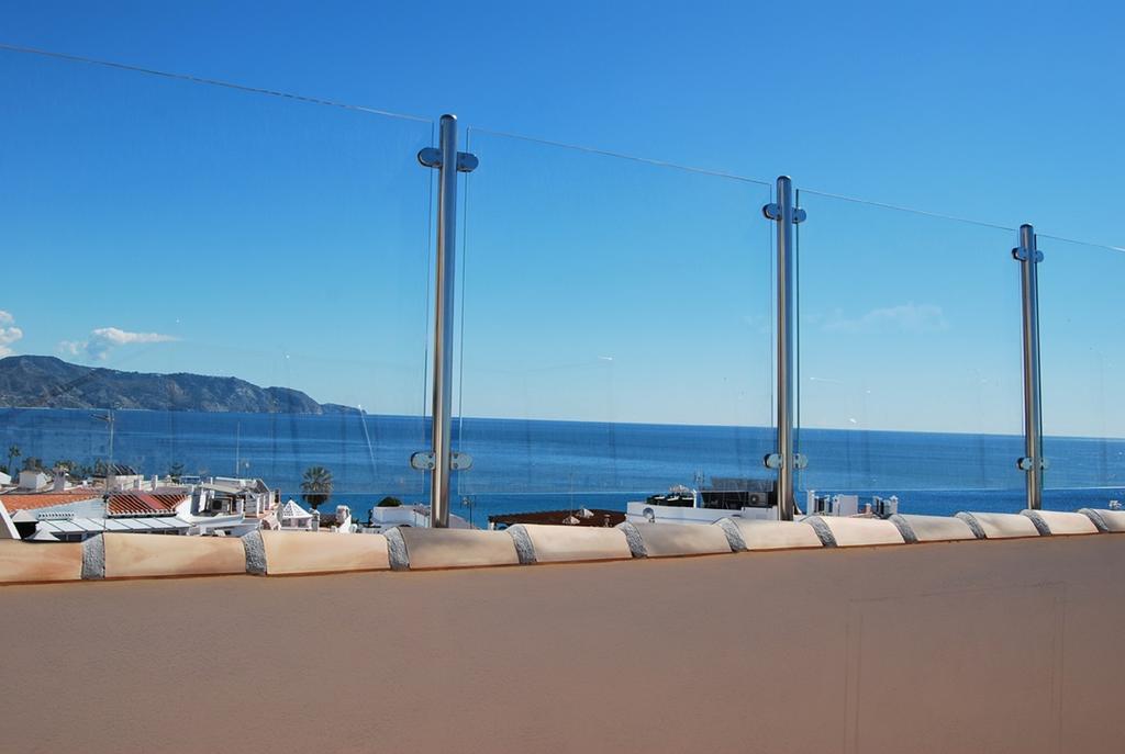 Apartamentos Plaza Nerja Dış mekan fotoğraf