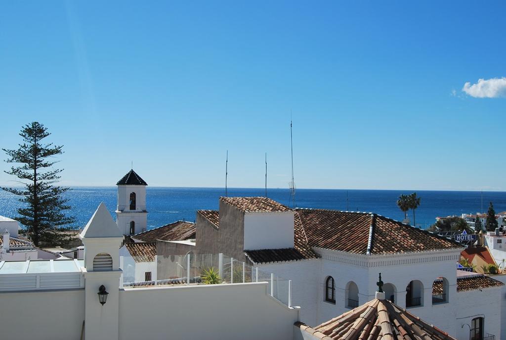 Apartamentos Plaza Nerja Dış mekan fotoğraf