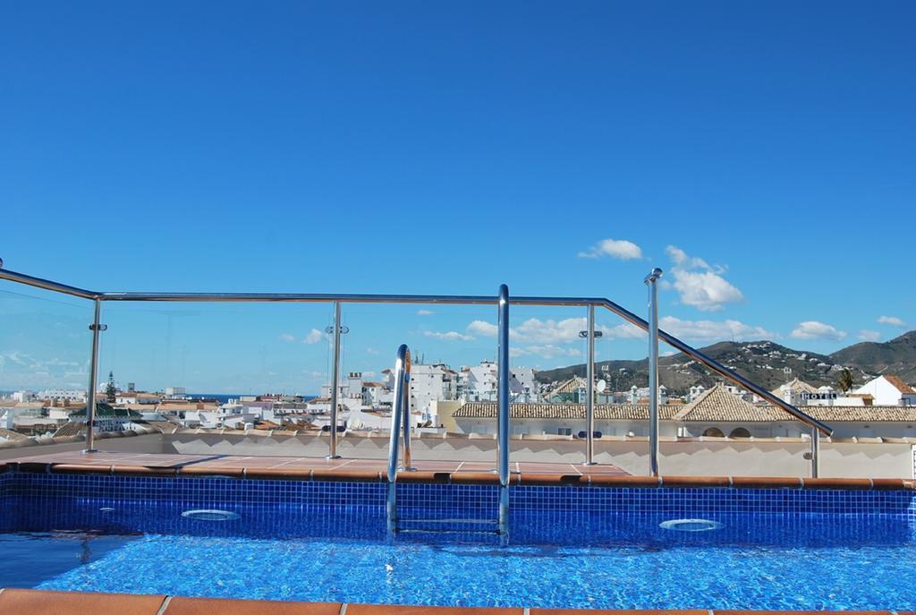 Apartamentos Plaza Nerja Dış mekan fotoğraf