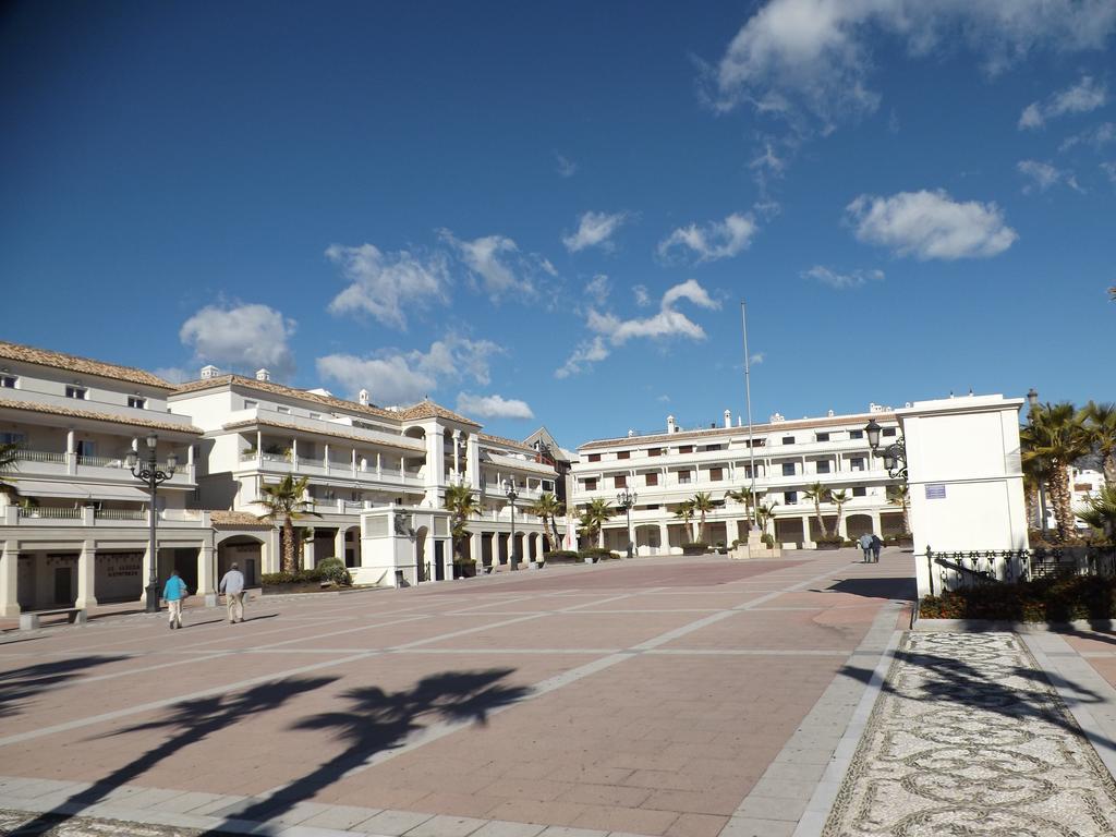 Apartamentos Plaza Nerja Dış mekan fotoğraf